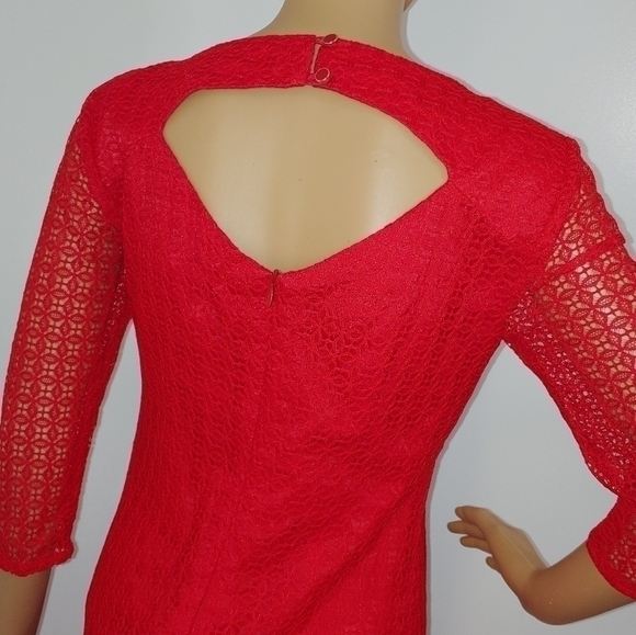 Red Trina Turk eyelet dress - Picture 4 of 9